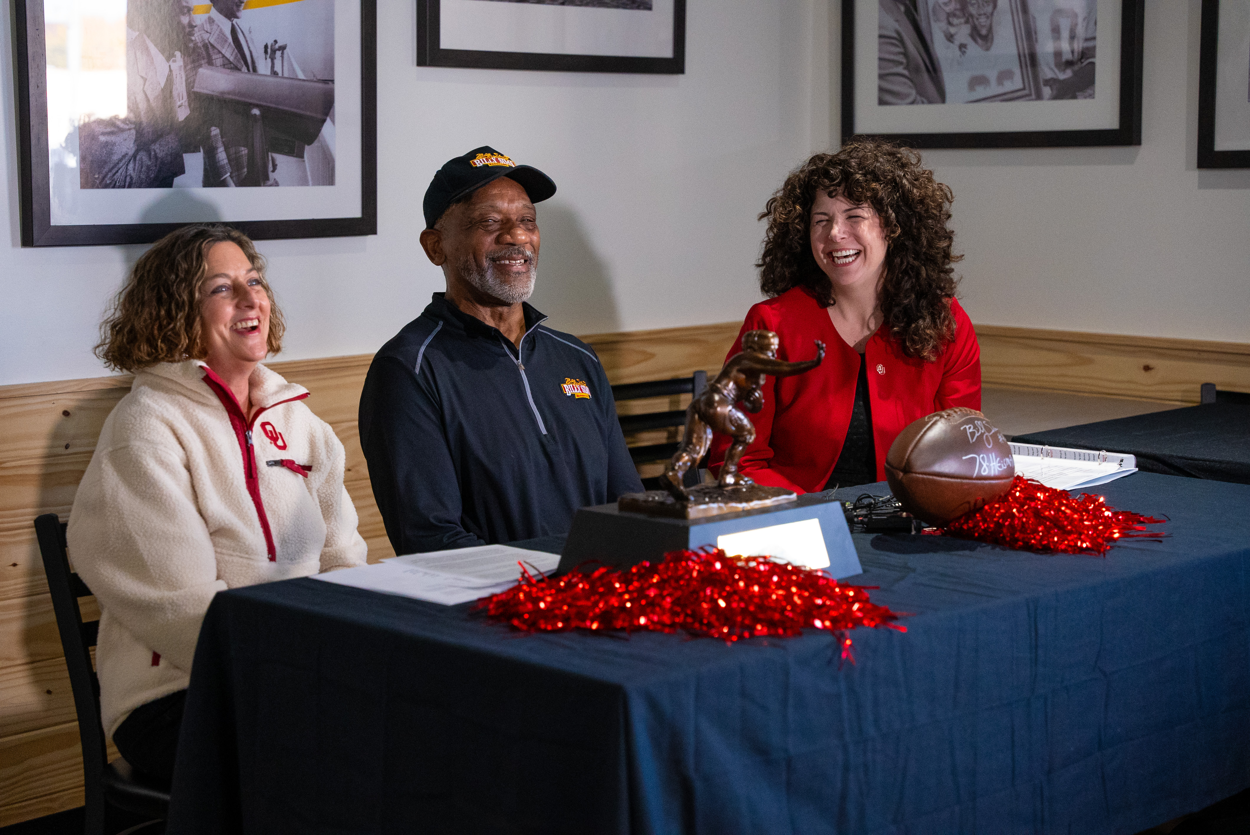 Julia Courcier, president of the OU Club of Tulsa, Billy Sims, and OU-Tulsa Vice President Susan Bynum announced the new Billy Sims Foundation OU Club of Tulsa scholarship for northeastern Oklahoma students.