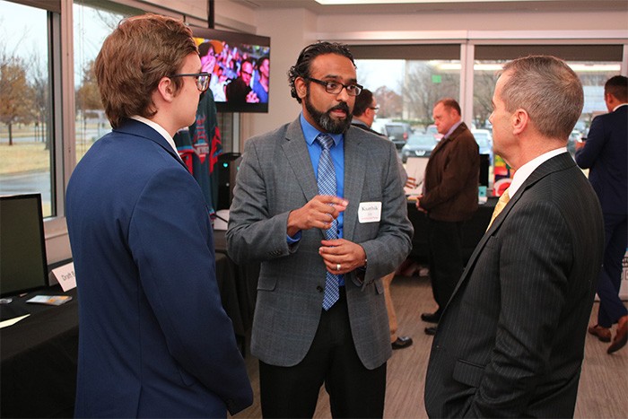 Students and vendors converse at 2019 OU Entrepreneurship EXPO