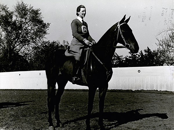 helen hetherington on a horse